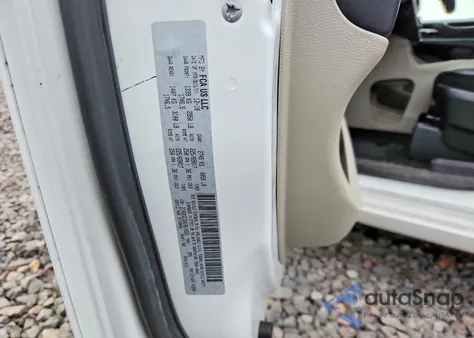 2019 Dodge Grand Caravan Sxt z USA, uszkodzony, nr VIN 2C4RDGCGXKR614561